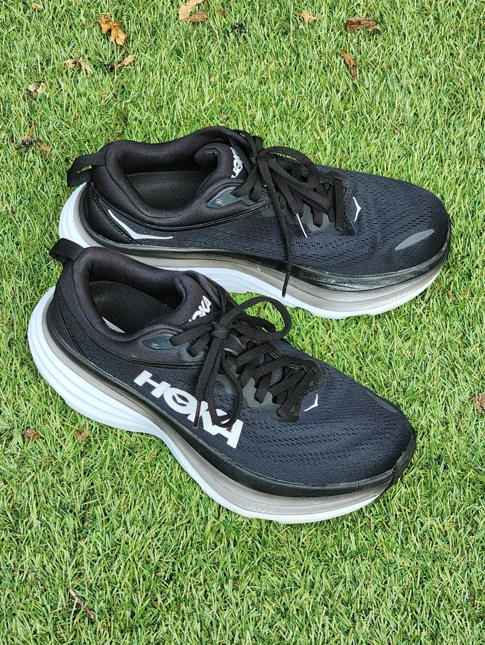 HOKA BONDI 8 - Womens Athletic Shoes - SIZE 8B